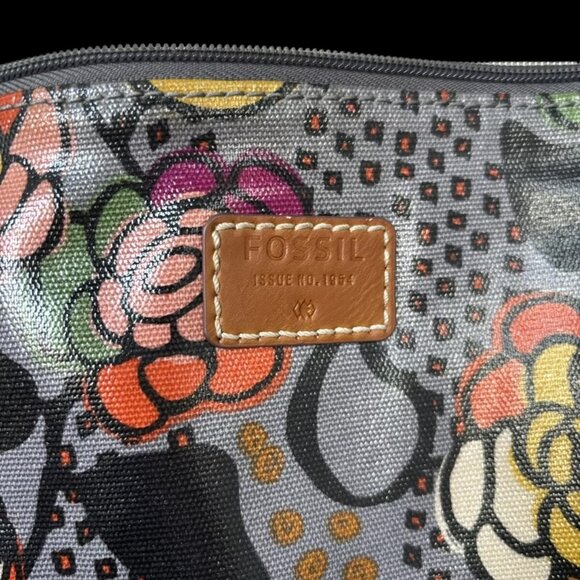 Fossil Vinyl Crossbody Bag Floral Design - Picture 3 of 6